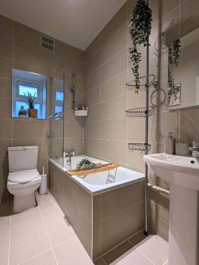 Gorgeous Apartment Wood Green Palmers Green Exterior photo